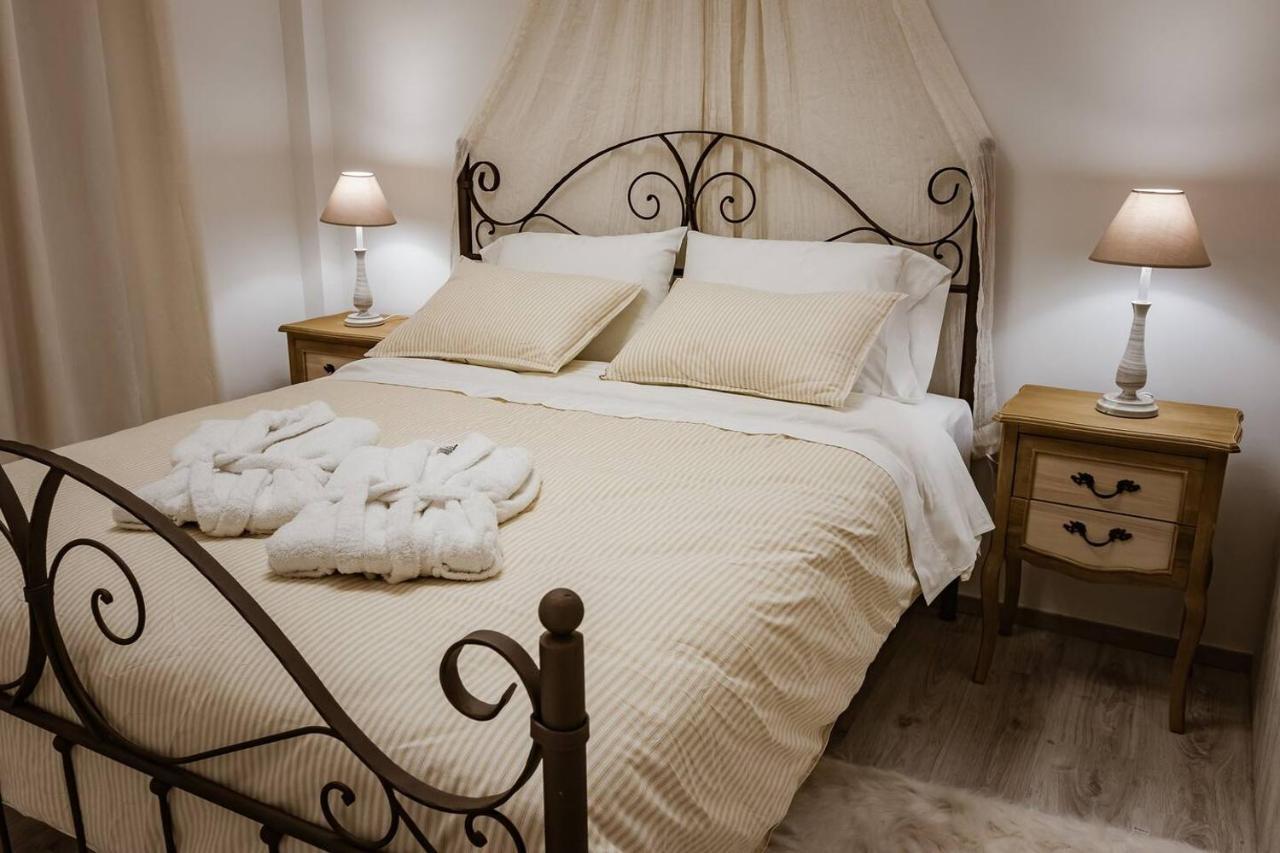 Country Chic In Ioannina City Center Apartamento Exterior foto