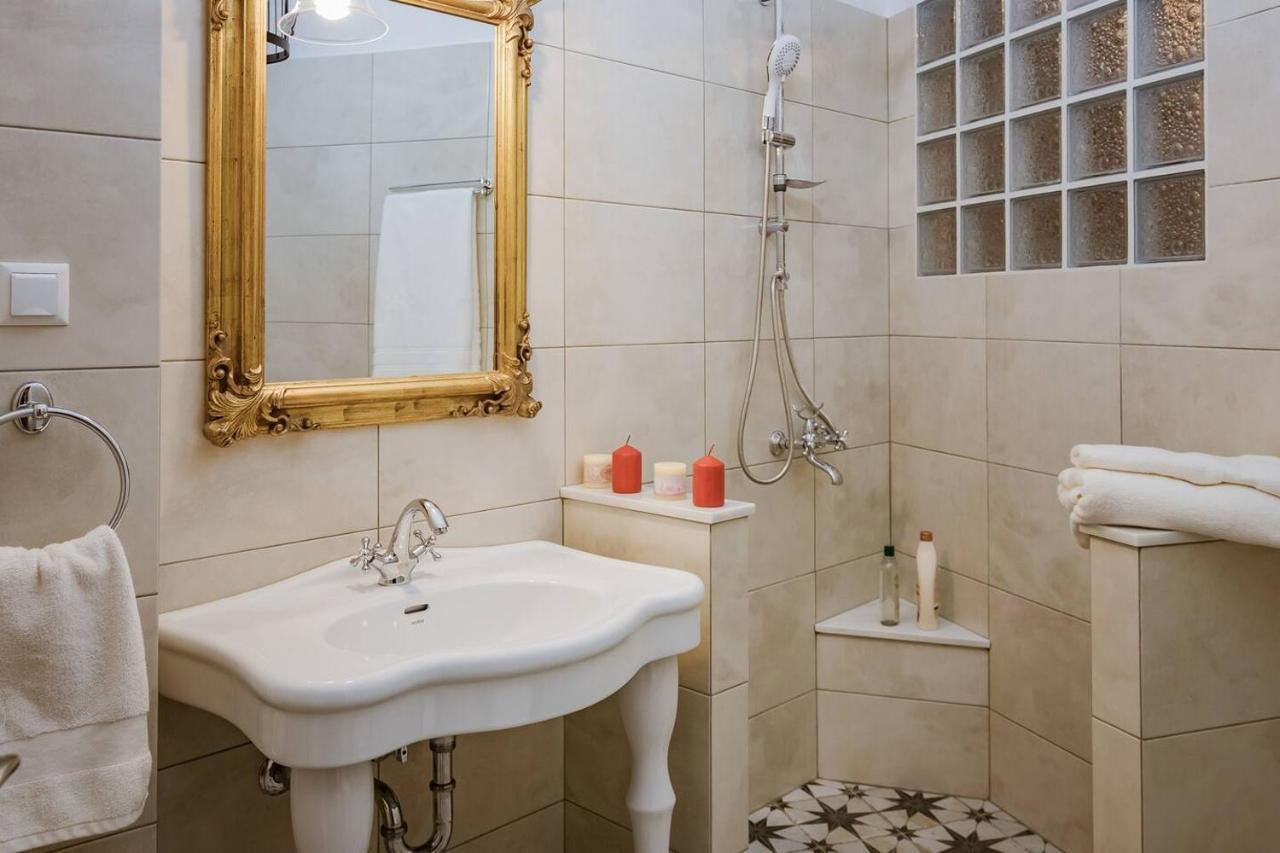 Country Chic In Ioannina City Center Apartamento Exterior foto