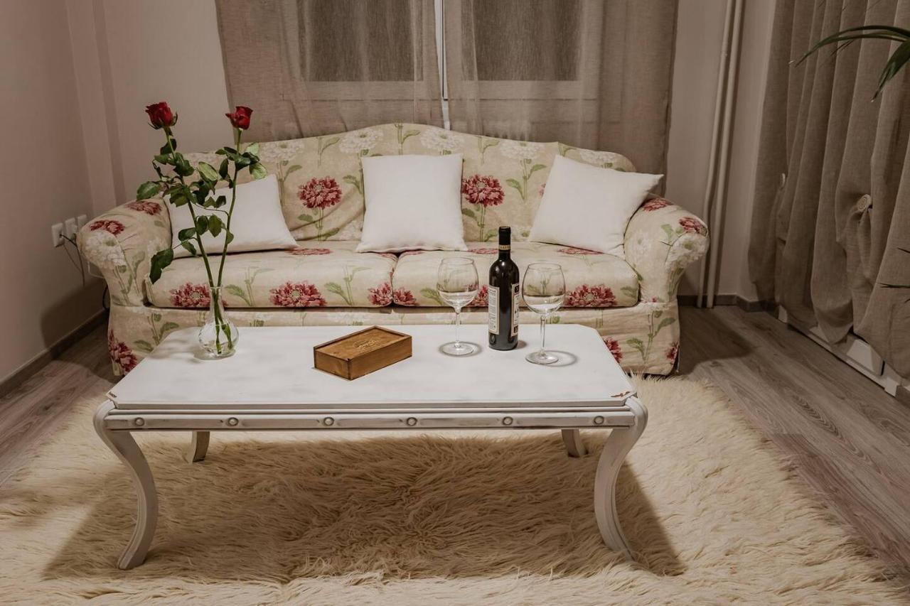Country Chic In Ioannina City Center Apartamento Exterior foto
